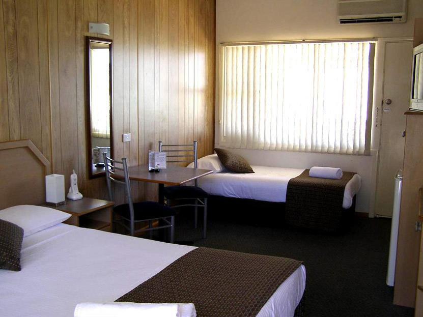 Koala Tree Motel Port Macquarie Room photo